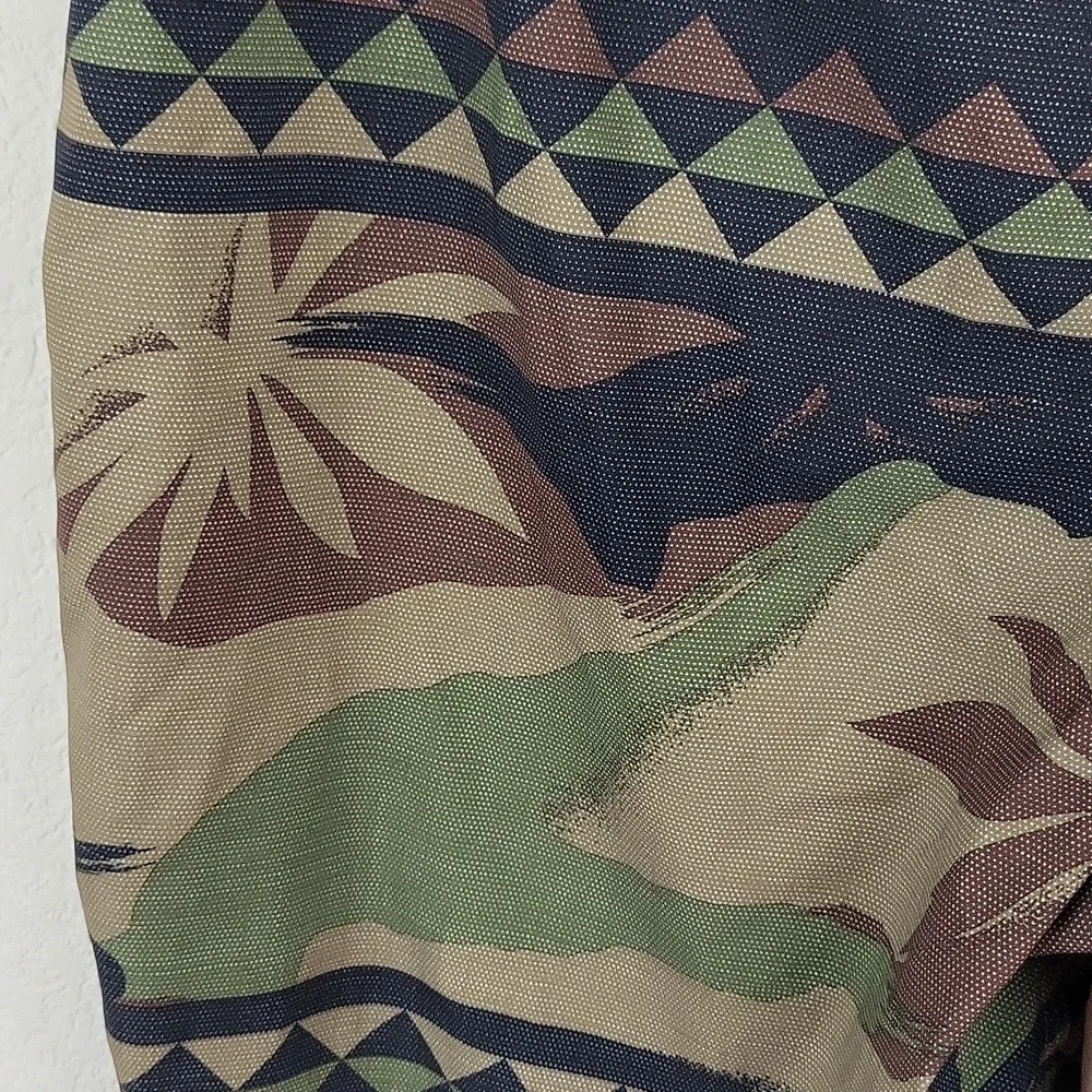 Men's Vans Boardshorts Peace Leaf Camo Size 32
